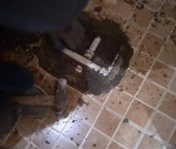 罗甸卫生间漏水维修公司为您分享下卫生间渗水如何处理及注意事项